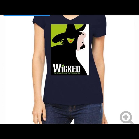 Wicked the play t-shirt - Picture 2 of 7